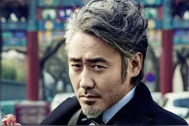 事实证明，54岁移居美国的吴秀波，已经活成了一个“笑话”！图片
