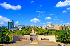 国之大任至诚报国，国之大者意气风发！巍巍吉林大学，一览便知风华！图片