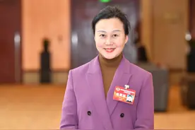 委员请提案 | 杨浪浪：让孩子有更多课外时间建议重庆中小学增设春秋假图片