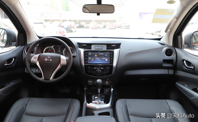 解读日产尼桑的硬派车型：红极一时的帕拉丁，步其后尘的途达