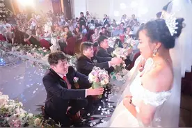 山东三胞胎同时考上211高校，10年后同日成婚：爷爷盼着抱重孙图片