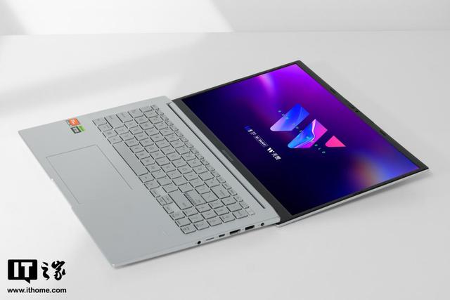 ��˶��ηPro15 2023���⣺��ѡ����ֵRTX�ᱡ��