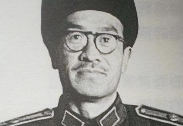 1941年，王洛宾回到兰州家中，出轨妻子问他：你今晚去哪儿住？