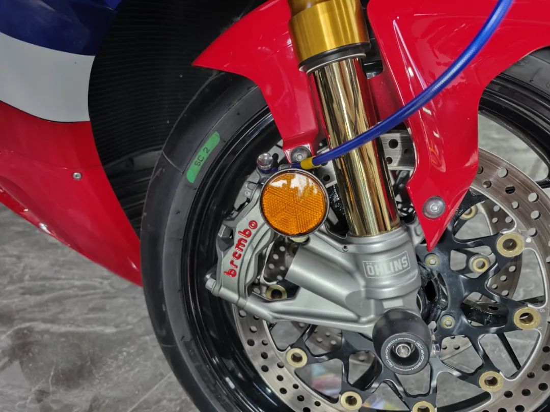HONDA CBR1000RR-R SP 实车鉴赏，本田最强市售赛车！3221|小老婆汽機車資訊網