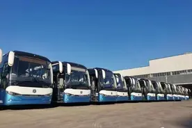 100辆纯电动客车又将交付太原，助力城际交通一体化图片