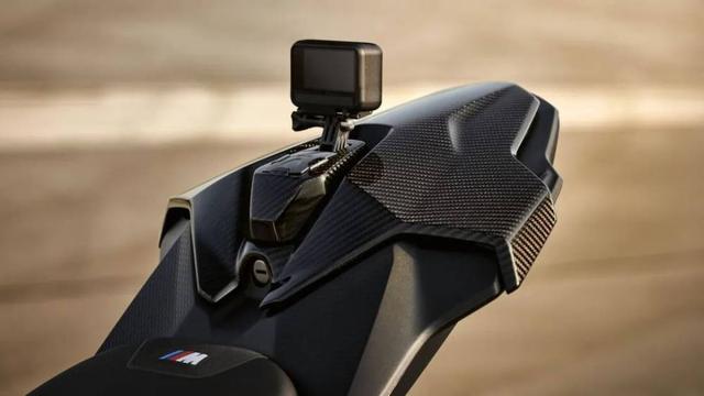 新款宝马公升级跑车S 1000 RR欧洲发布 加装空力套件/动力小涨