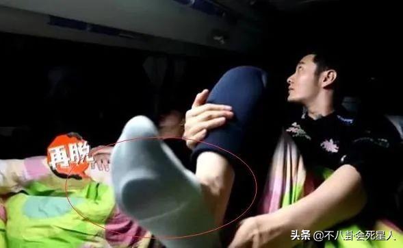 娱乐圈8大谜团,李亚鹏的女人缘,那英有没有说听刀郎的歌是农民