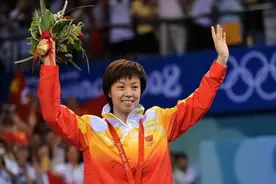 官宣，42岁张怡宁走上新岗位，正式执起教鞭！刘国梁任命，格局大图片