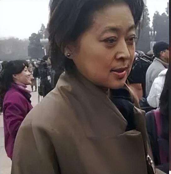 倪萍：感谢陈凯歌当年不娶之恩，我儿子很孝顺，丈夫是绝世好男人