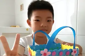 家长晒出幼儿园手工作业，作品出众又硬核，就是有点“废妈”图片