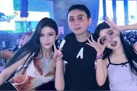 大瓜！曝王思聪王健林认娃，私下给房和300w，更多细节曝光图片