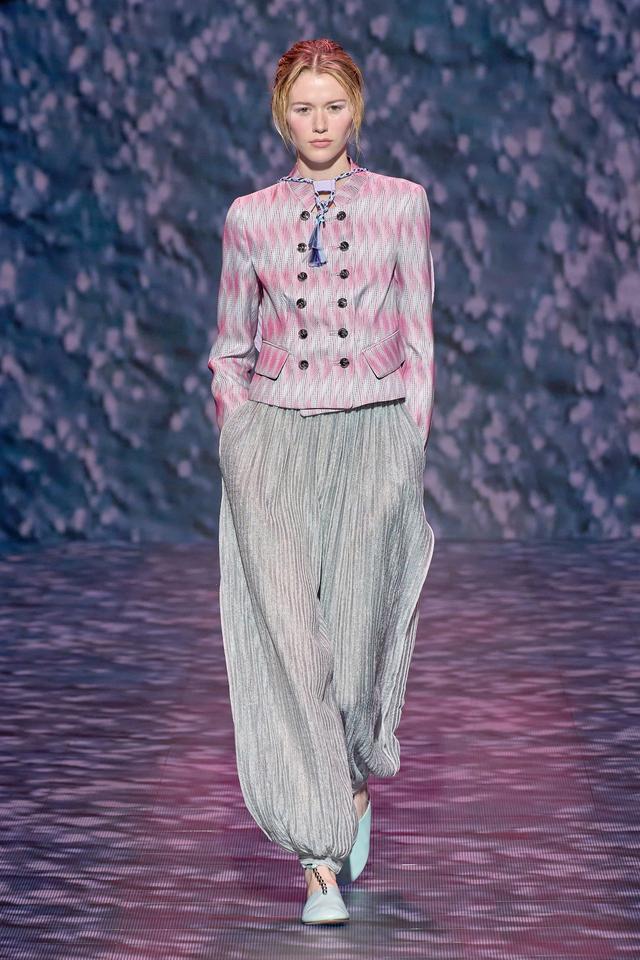 ������Armani2023����ϵ�н���������������Ϊ�������