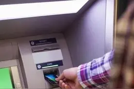 工资卡有利息吗？用不用取出来另存？图片