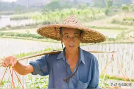 中美家庭收入对比图片