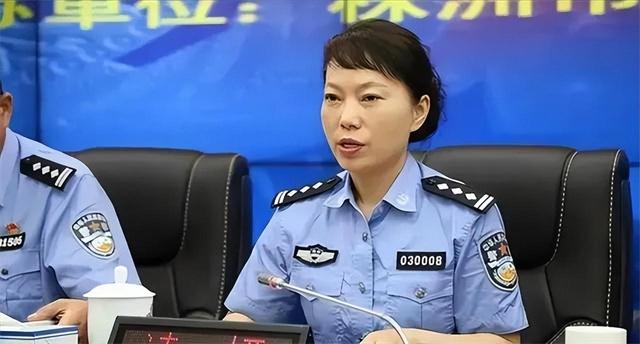 16岁从警入职43年，上班穿4000元短袖，警号030008狠角色终于落网