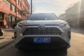 开完丰田荣放，再开朋友的本田CR-V，对比后就知道差距图片