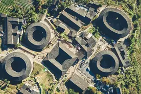 福建土楼“四菜一汤”，世界独有的堡垒式民居，曾被误认为发射井图片