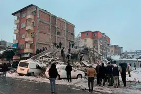 收下韩国4吨“脏衣臭袜”后，土耳其向中国提要求：提供全新物资图片