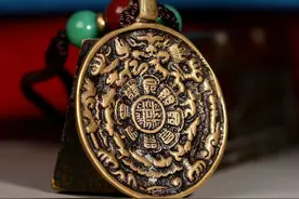 藏传精品 老九宫八卦咒牌欣赏雄霸 精美头模图片
