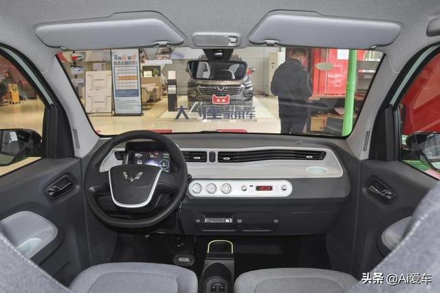 同级销量最高也最便宜，靠谱灵巧城市代步车，实拍五菱宏光MINIEV