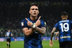 意大利杯-国际米兰3-0完胜AC米兰进决赛 劳塔罗梅开二度图片