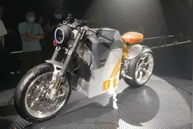 电动车速度之争，200km/h的高速电摩能排世界第几？图片