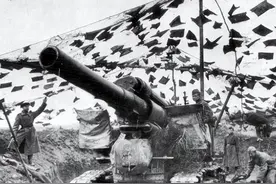 二战苏联B4榴弹炮：一炮摧毁碉堡，德军见了就逃跑，战后却被封存图片