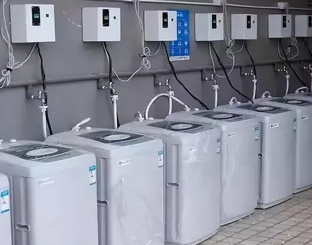 ѧУ����ϴ��С�������ṩ���ʽϴ�·���