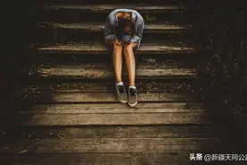 22岁姑娘患上艾滋！崩溃中她写下遗书……图片