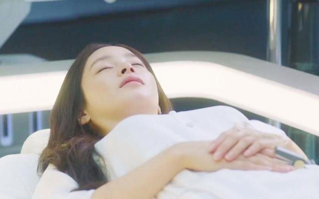 福建两名持枪劫匪为满足兽欲，将贵妇囚禁地下暗堡