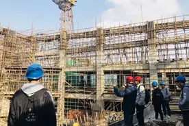 中铁某局哈工大校招遇冷，6000元月薪无人问津，话没讲完人散光了图片