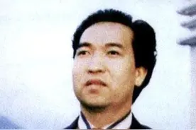1977年23岁小伙继承姨妈的英国别墅，内藏6万件文物，他如何处理图片