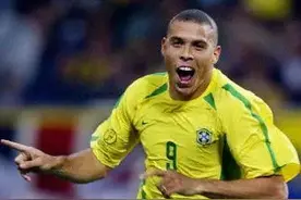 2002年世界杯，等到了中国队图片