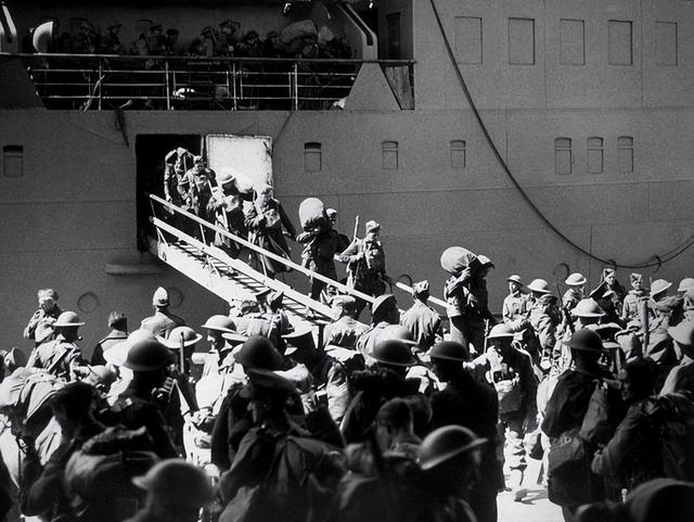 ʷ��������ߵİ˴�ս����ĵ�Ӱ