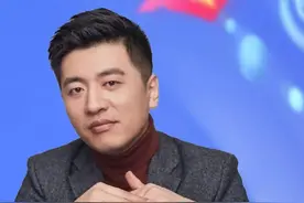 深夜，张雪峰被医院收治强制住院，央媒上被点名批评！图片