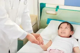 从医疗角度谈谈新冠婴幼儿治疗不能父母陪护图片