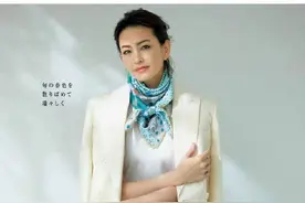 春夏白色裤子时髦穿搭 | 服饰美学图片