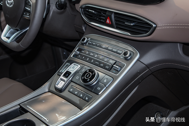 新车｜定名胜达旅行家，可选5/6/7座，北京现代胜达亮相成都车展