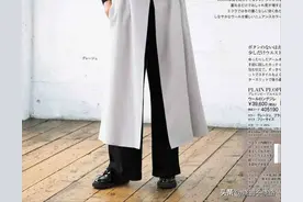 这才是最适合4、50岁女人的打扮：直筒裤+平底鞋，显瘦显气质图片