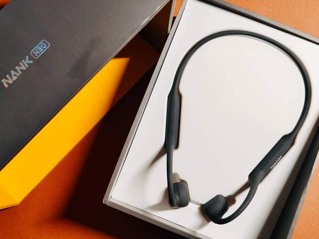 南卡Neo骨传导运动耳机，佩戴舒适音质绝佳，质价比十足