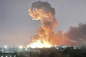 战斗民族温压弹出动，2500℃高温瞬灭乌军炮兵排图片