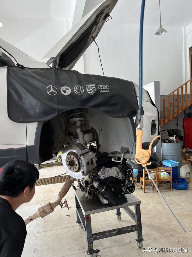 大众途观烧机油，德国工程师的设计缺陷由我们中国工匠来解决