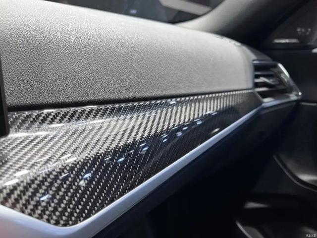 全新宝马M2：燃油绝唱？3.0T的驾驶者之车，买了就能坐等升值？！