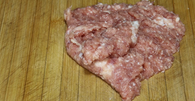 最正宗的猪肉丸子的做法（这才是肉丸子正确做法）