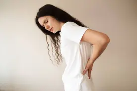 女性肾疼和腰疼有啥区别？图片