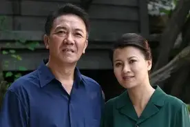 李幼斌：与24年发妻离婚，转身迎娶三婚的史兰芽，愧对前妻和儿子图片
