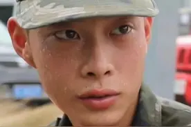 他们在抢险的最前线回答：什么是青春的样子图片