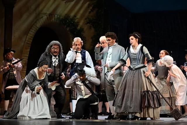 ����ά���ǵ�����ʦ������������۷�֮������ЦҲ�����������