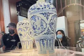 首次！一城两件“国宝级”元青花梅瓶，跨越700年相聚了图片