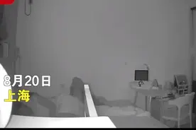 男子半夜只穿内裤摸进合租女孩房间，警方通报：已拘留图片